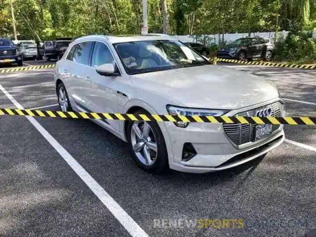 6 Photograph of a damaged car WA1VAAGEXKB015813 AUDI E-TRON PRE 2019