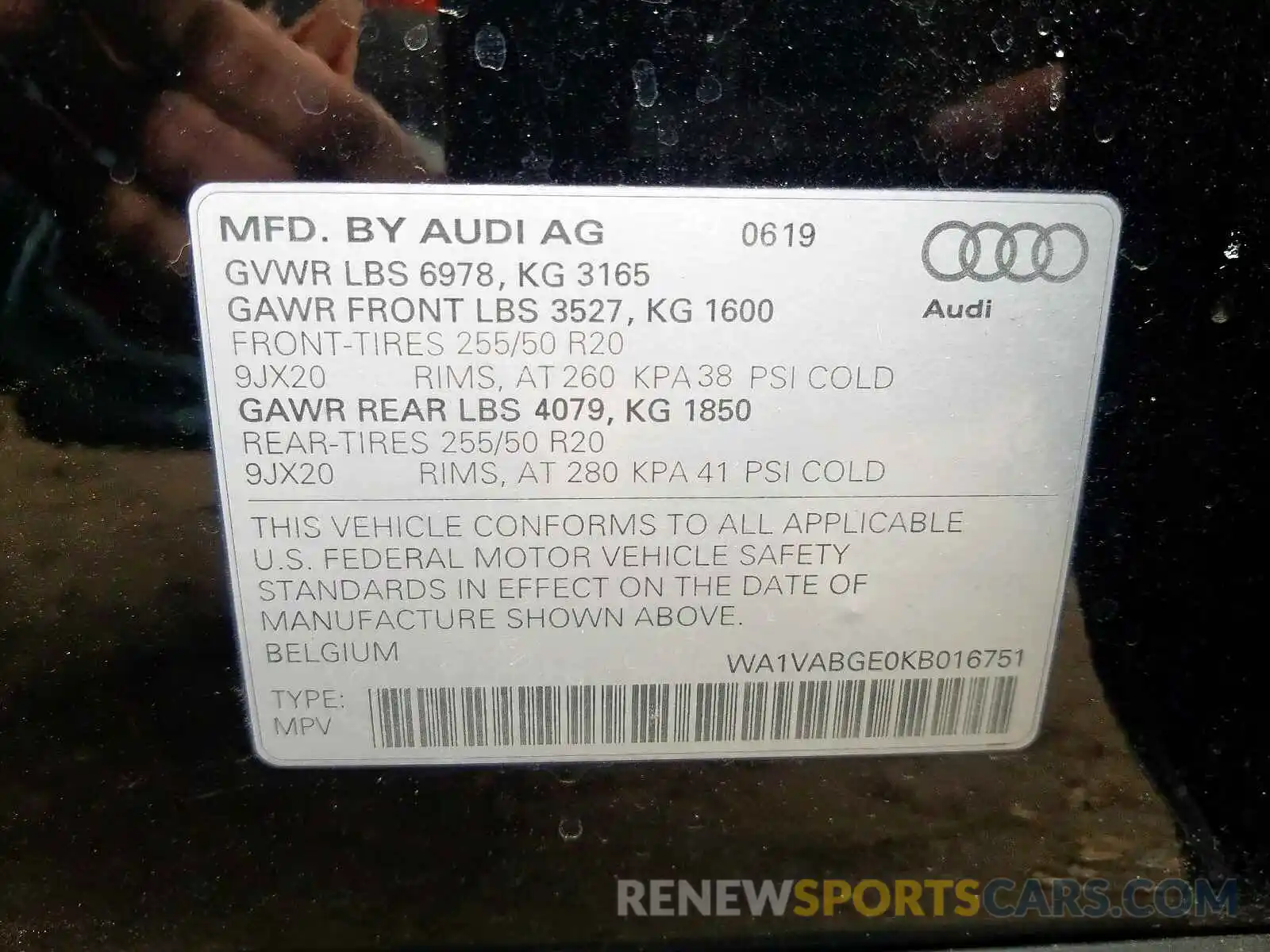 10 Photograph of a damaged car WA1VABGE0KB016751 AUDI E-TRON PRE 2019