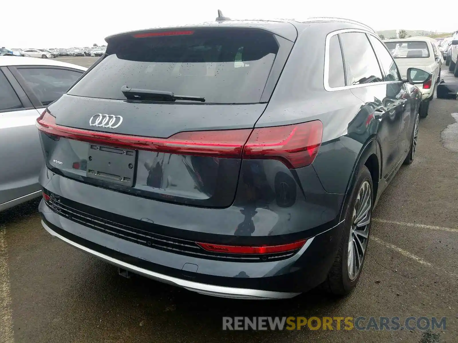 4 Photograph of a damaged car WA1VABGE1KB011431 AUDI E-TRON PRE 2019