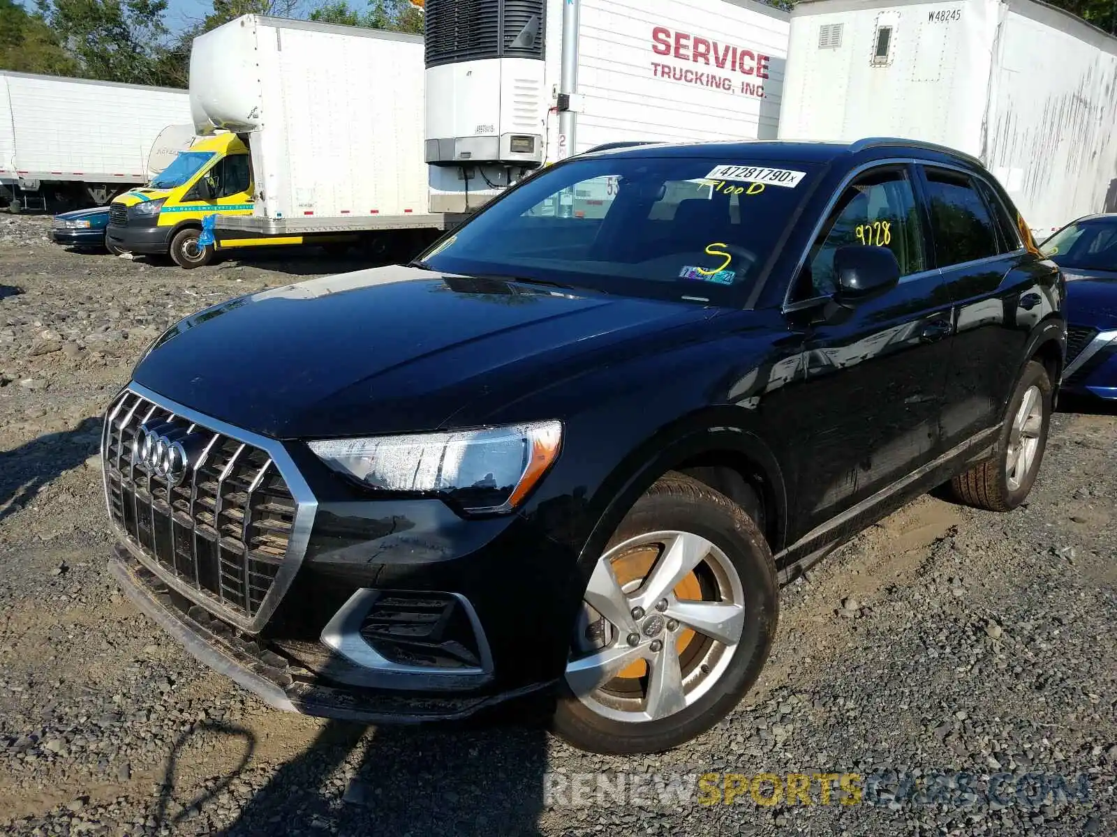 2 Photograph of a damaged car WA1AECF30K1068539 AUDI Q3 2019