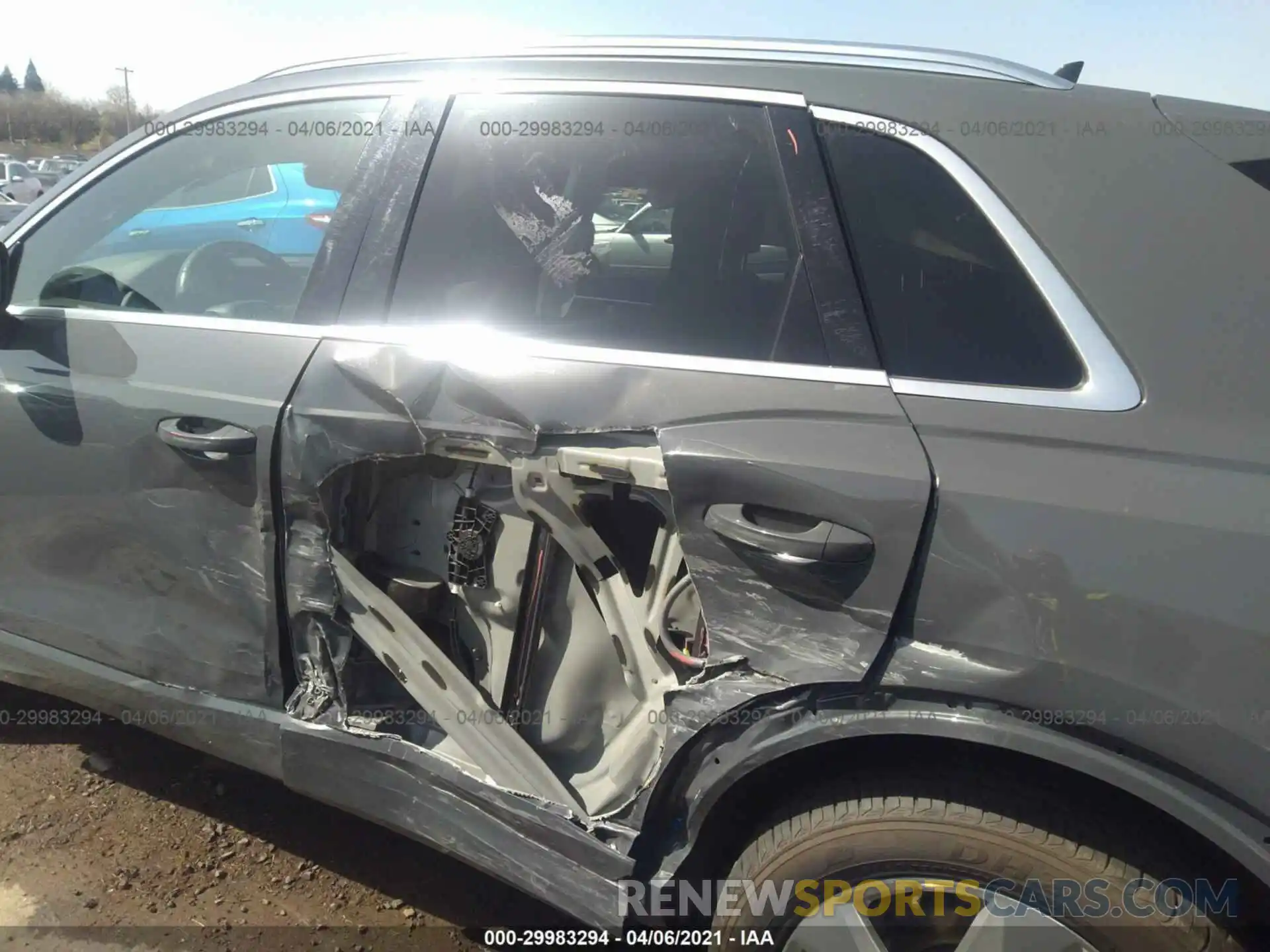 6 Photograph of a damaged car WA1AECF30K1075510 AUDI Q3 2019