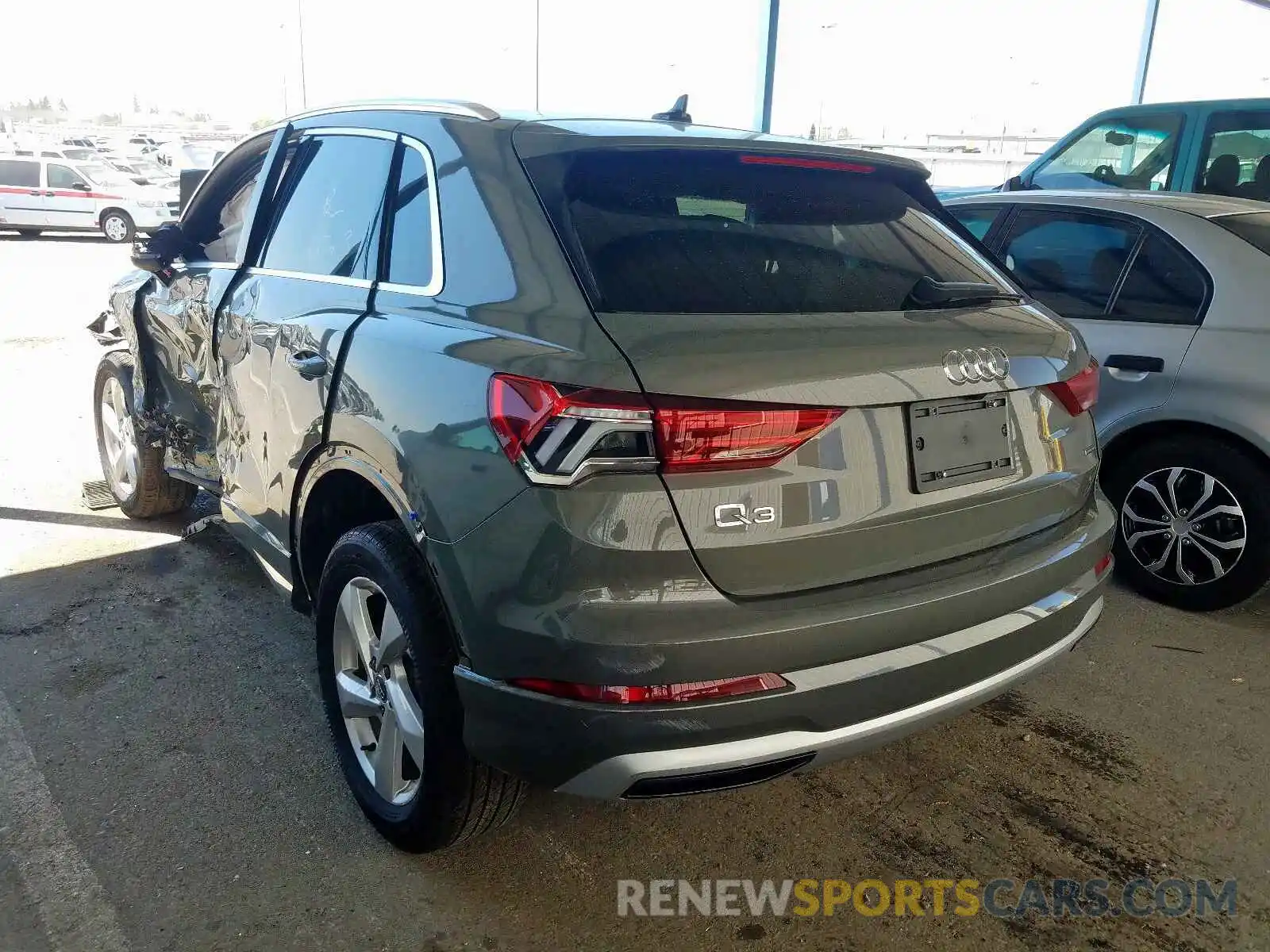 3 Photograph of a damaged car WA1AECF30K1077693 AUDI Q3 2019