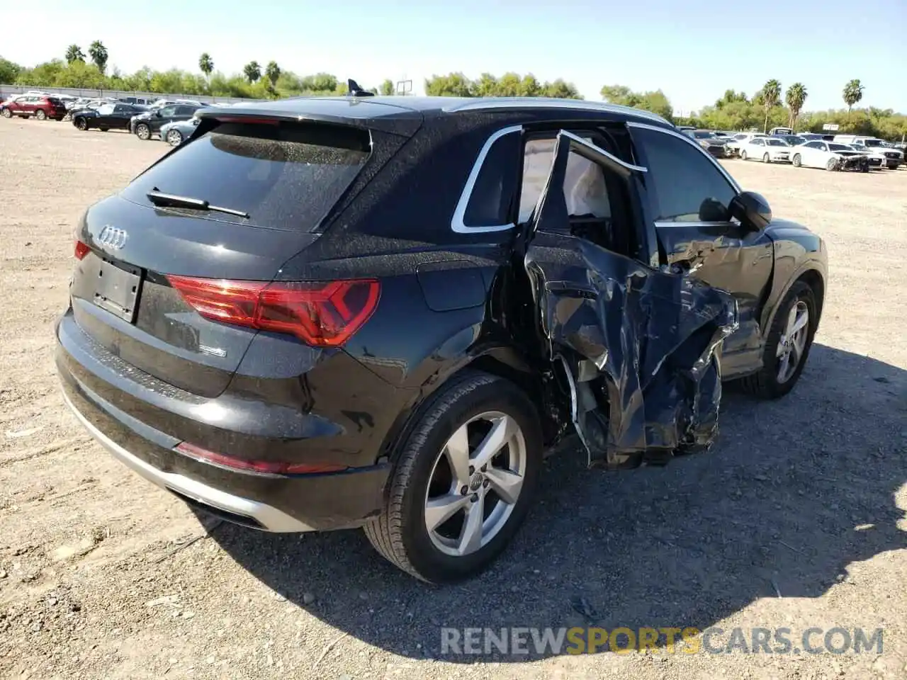 4 Photograph of a damaged car WA1AECF30K1083011 AUDI Q3 2019