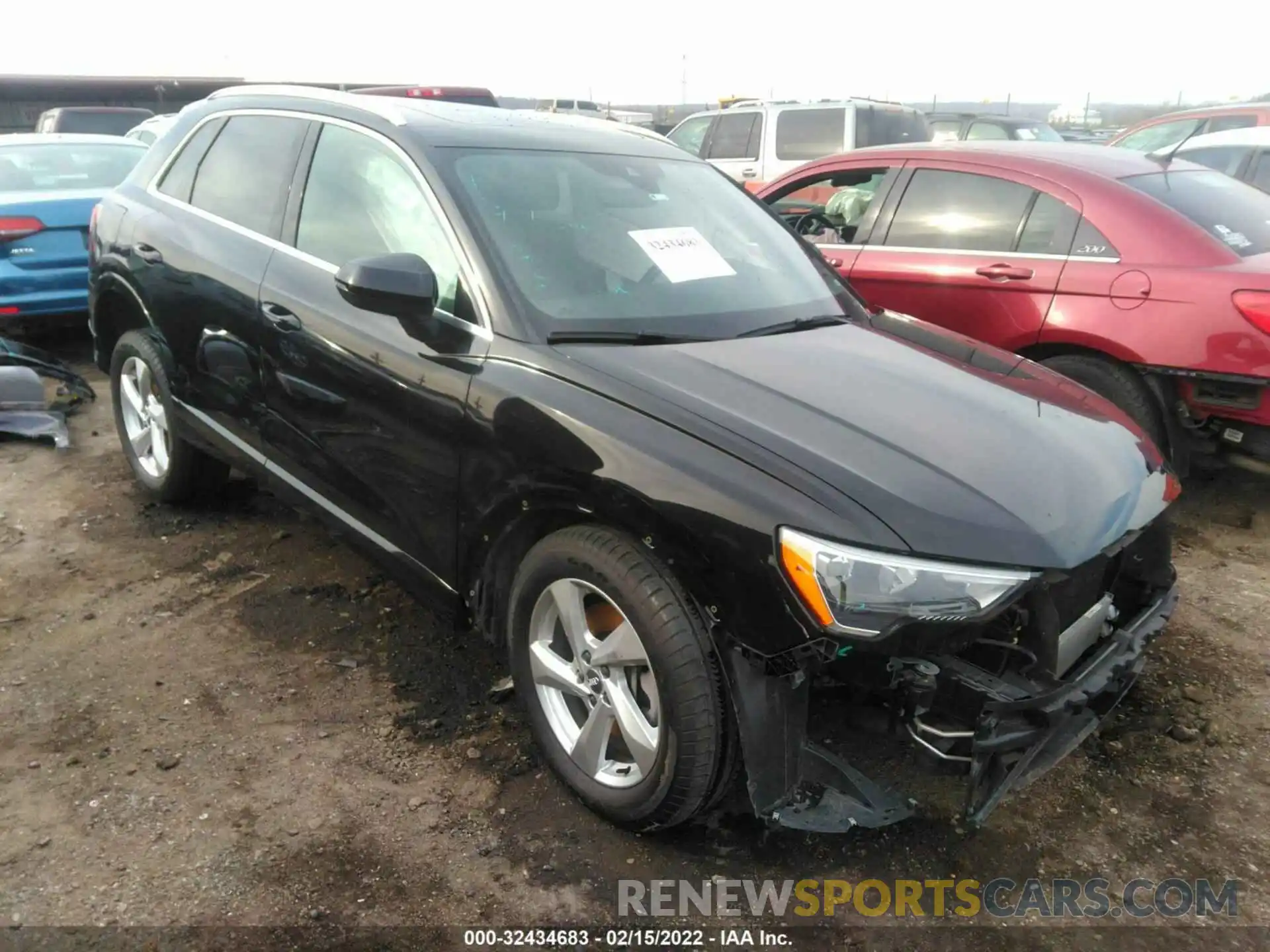 1 Photograph of a damaged car WA1AECF31K1076388 AUDI Q3 2019