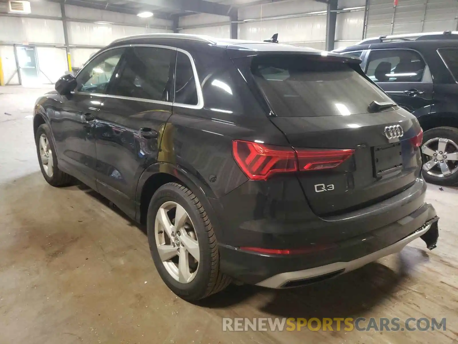 3 Photograph of a damaged car WA1AECF31K1077945 AUDI Q3 2019