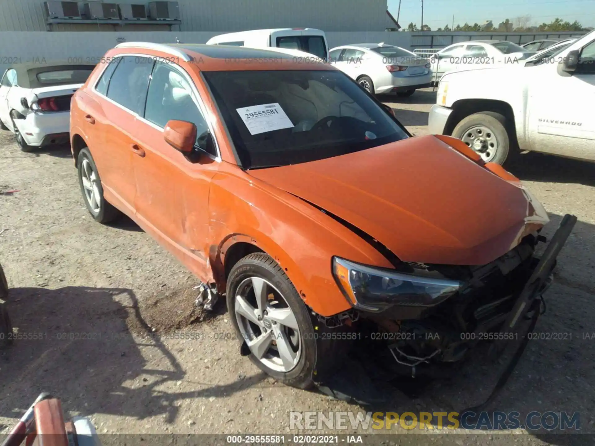 1 Фотография поврежденного автомобиля WA1AECF31K1081560 AUDI Q3 2019