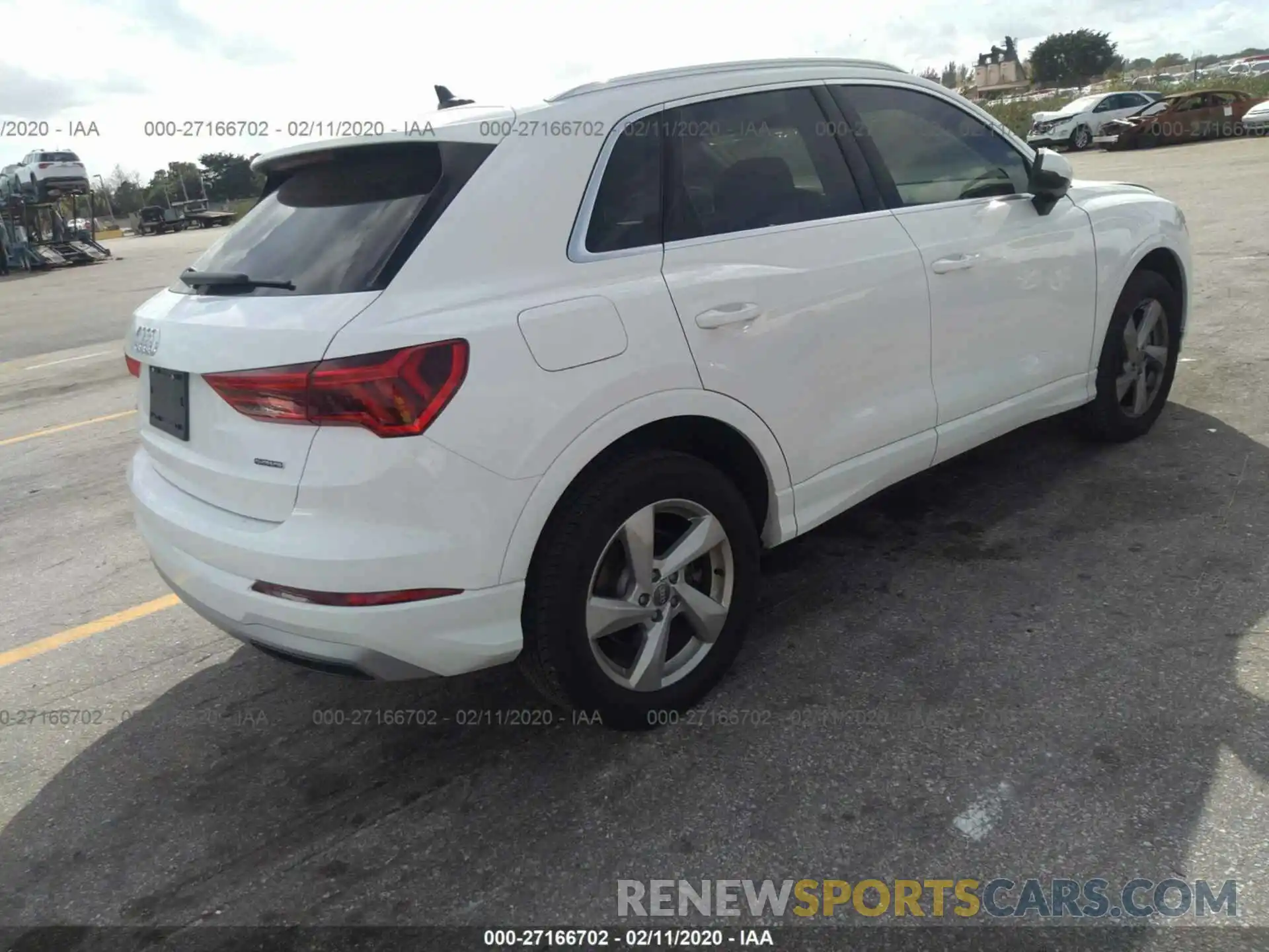 4 Photograph of a damaged car WA1AECF31K1081672 AUDI Q3 2019