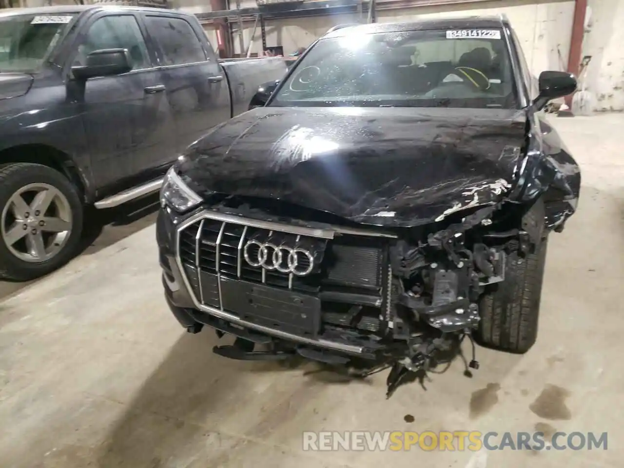 9 Photograph of a damaged car WA1AECF32K1075671 AUDI Q3 2019