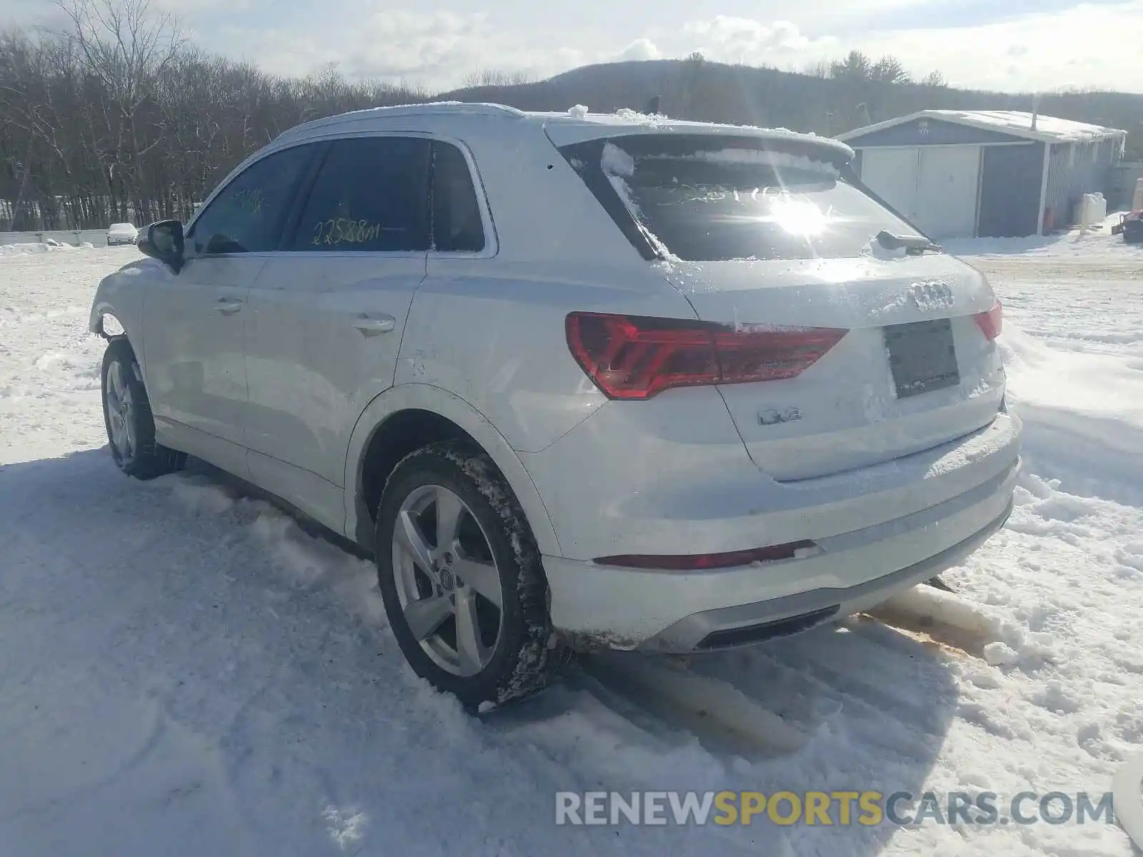 3 Photograph of a damaged car WA1AECF32K1076769 AUDI Q3 2019