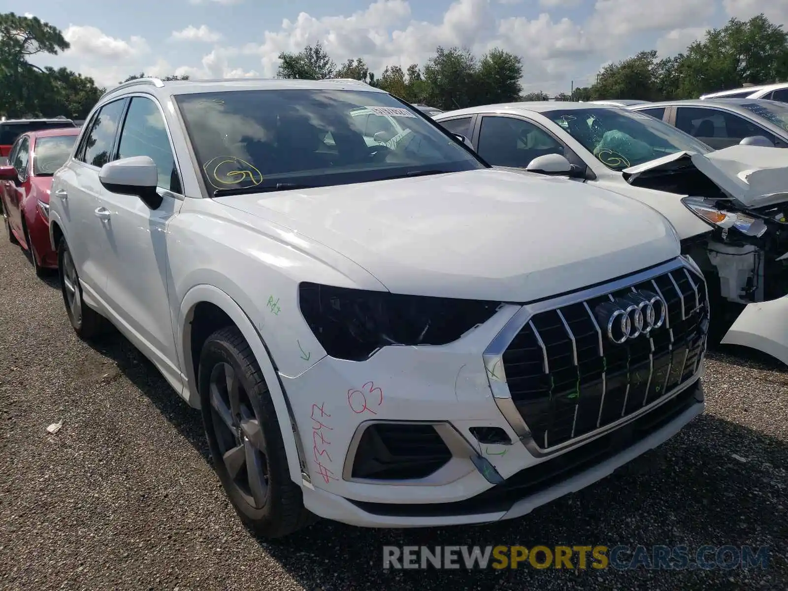 1 Photograph of a damaged car WA1AECF32K1079087 AUDI Q3 2019