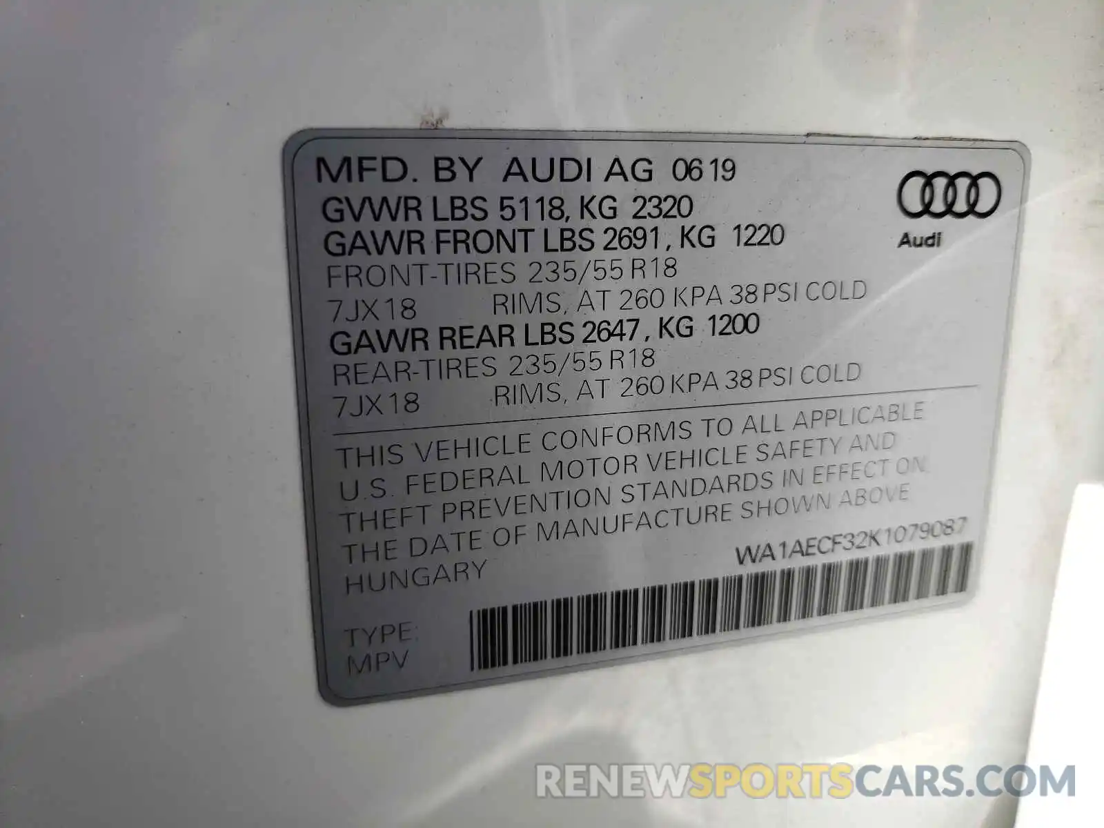 10 Фотография поврежденного автомобиля WA1AECF32K1079087 AUDI Q3 2019