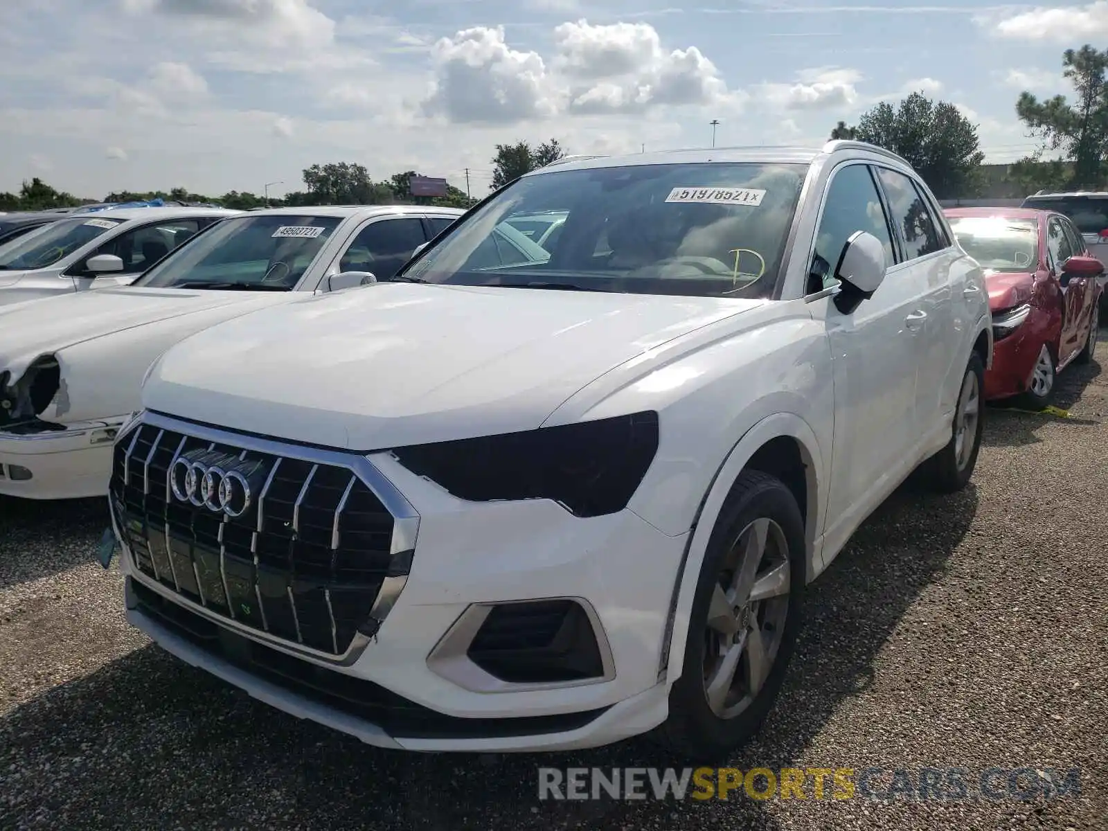 2 Photograph of a damaged car WA1AECF32K1079087 AUDI Q3 2019