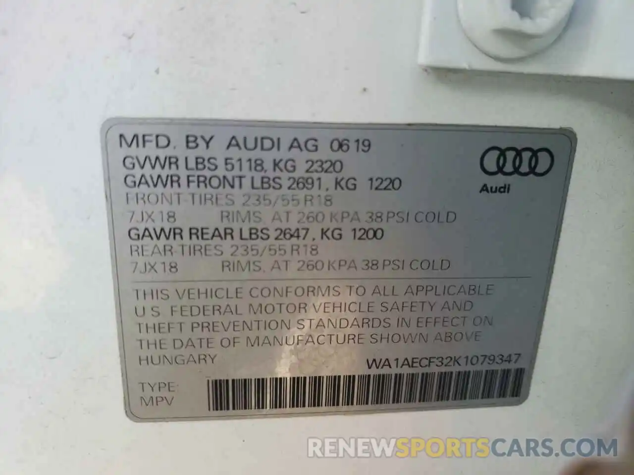 10 Фотография поврежденного автомобиля WA1AECF32K1079347 AUDI Q3 2019