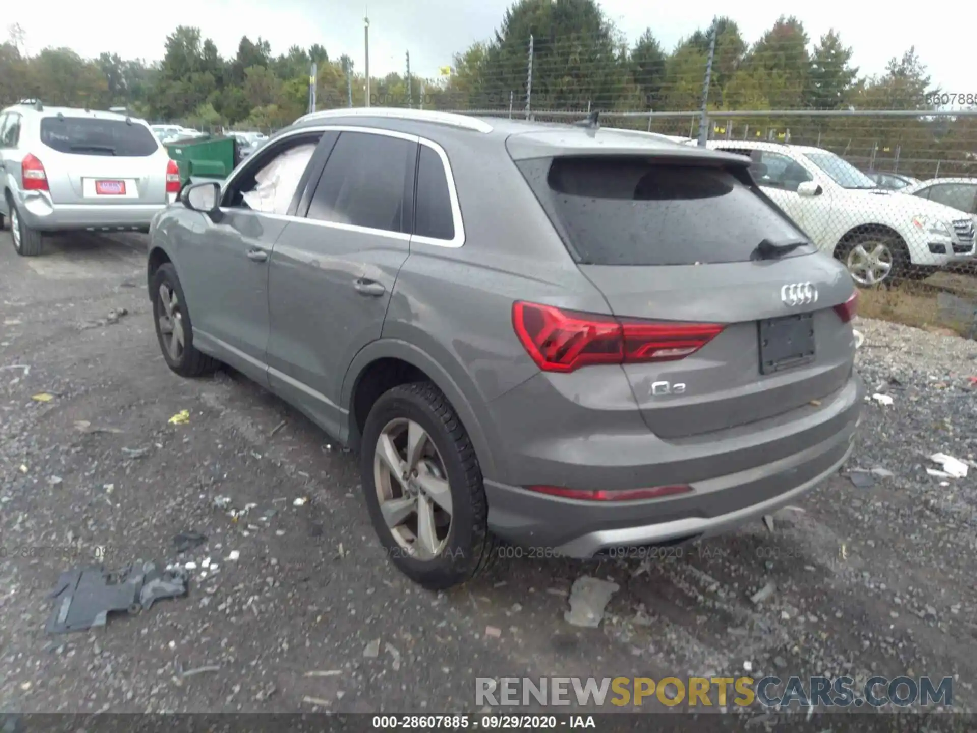 3 Photograph of a damaged car WA1AECF32K1082233 AUDI Q3 2019