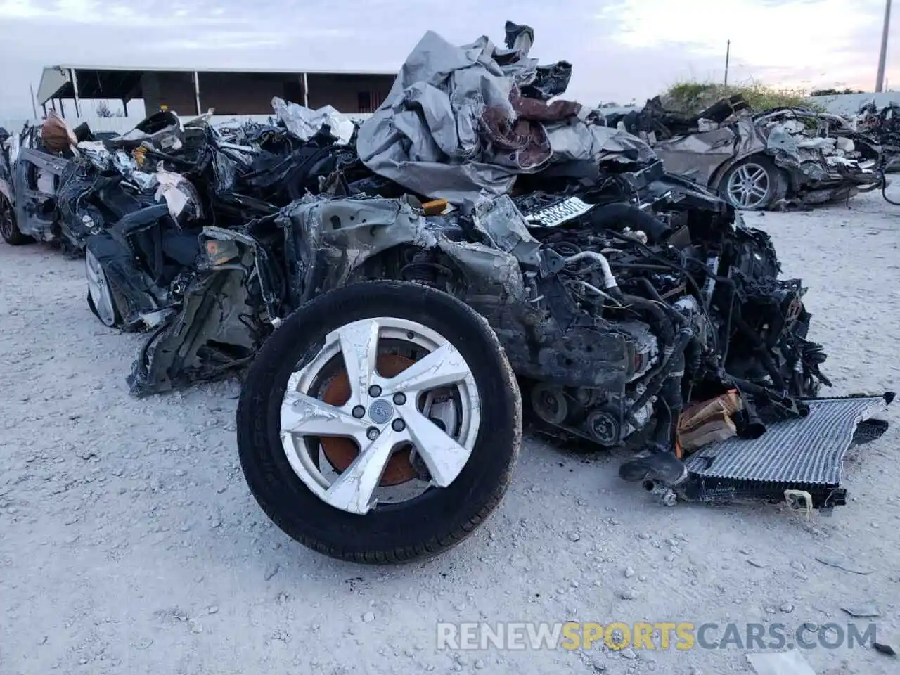 1 Photograph of a damaged car WA1AECF32K1086542 AUDI Q3 2019