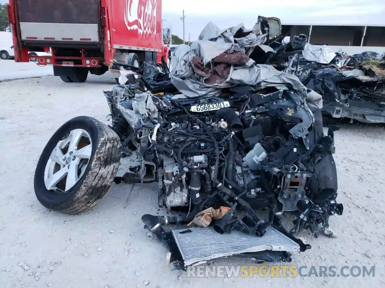 10 Photograph of a damaged car WA1AECF32K1086542 AUDI Q3 2019