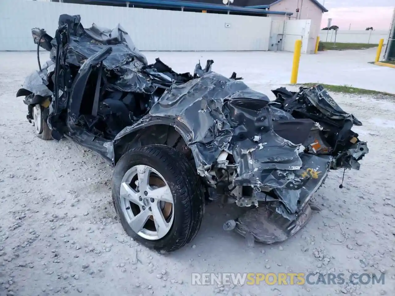 3 Photograph of a damaged car WA1AECF32K1086542 AUDI Q3 2019