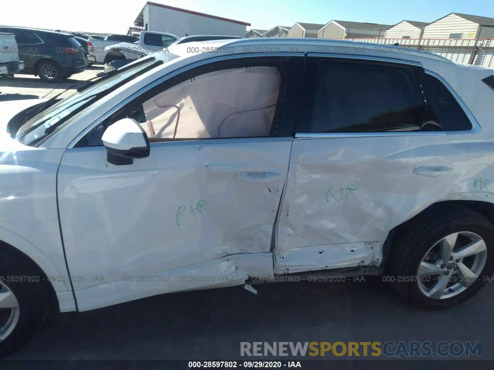 6 Photograph of a damaged car WA1AECF33K1076845 AUDI Q3 2019