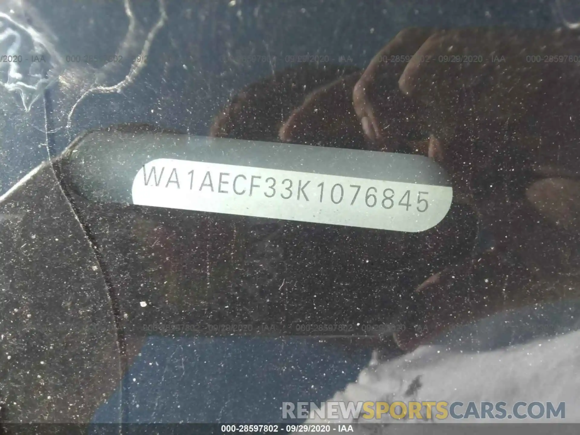 9 Photograph of a damaged car WA1AECF33K1076845 AUDI Q3 2019