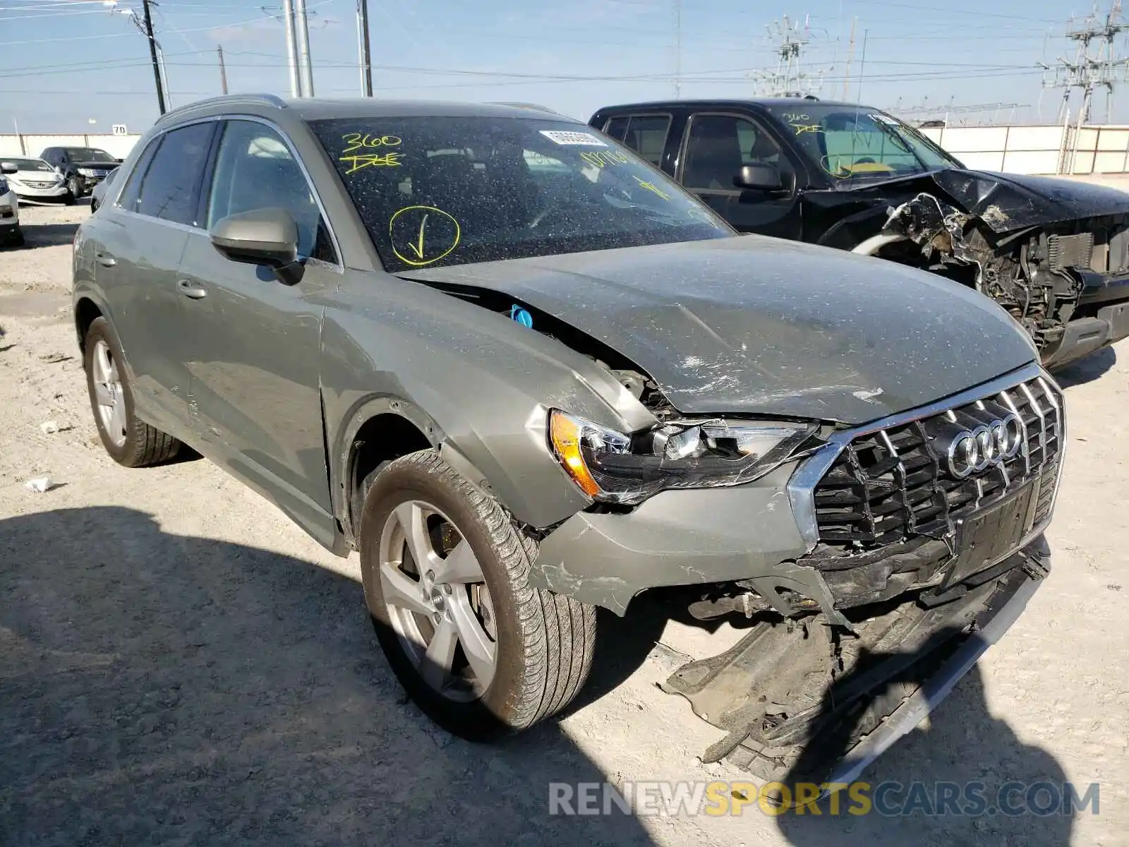 1 Photograph of a damaged car WA1AECF33K1077168 AUDI Q3 2019