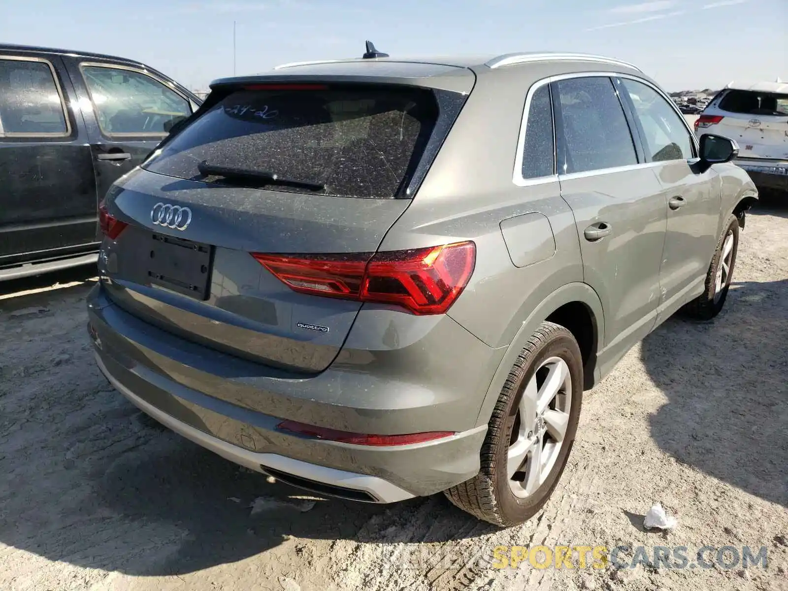 4 Фотография поврежденного автомобиля WA1AECF33K1077168 AUDI Q3 2019