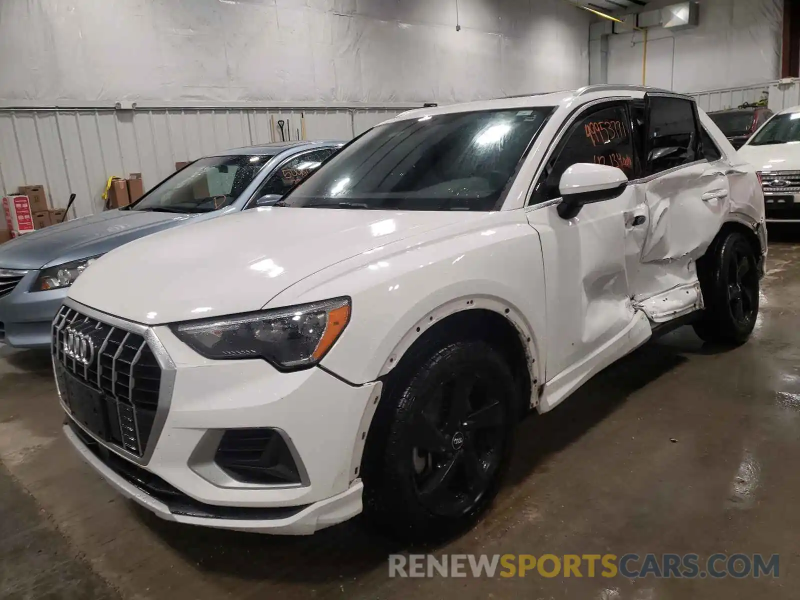 2 Фотография поврежденного автомобиля WA1AECF33K1078238 AUDI Q3 2019