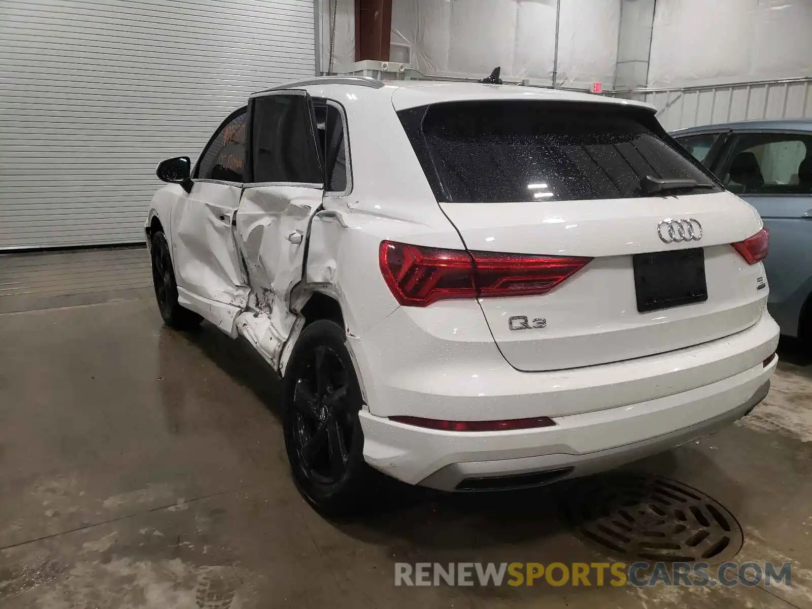 3 Photograph of a damaged car WA1AECF33K1078238 AUDI Q3 2019