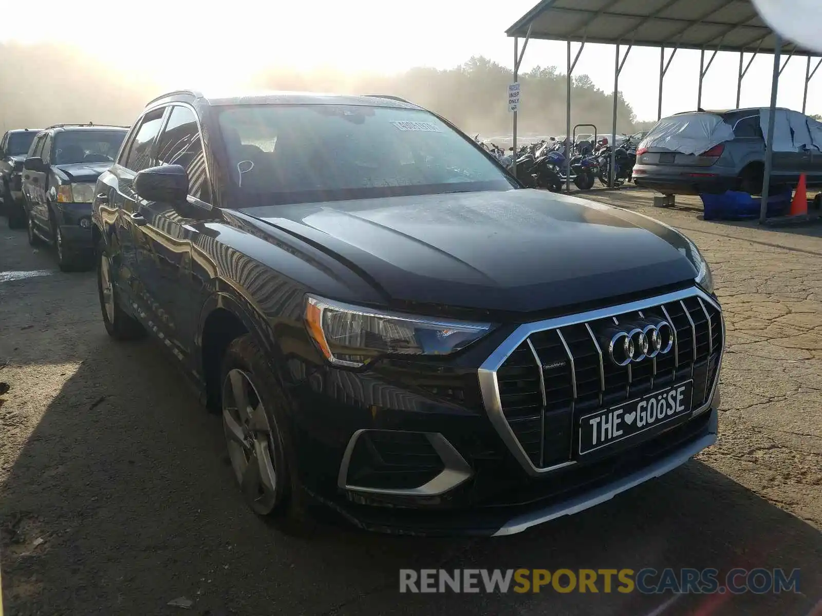 1 Photograph of a damaged car WA1AECF33K1083651 AUDI Q3 2019