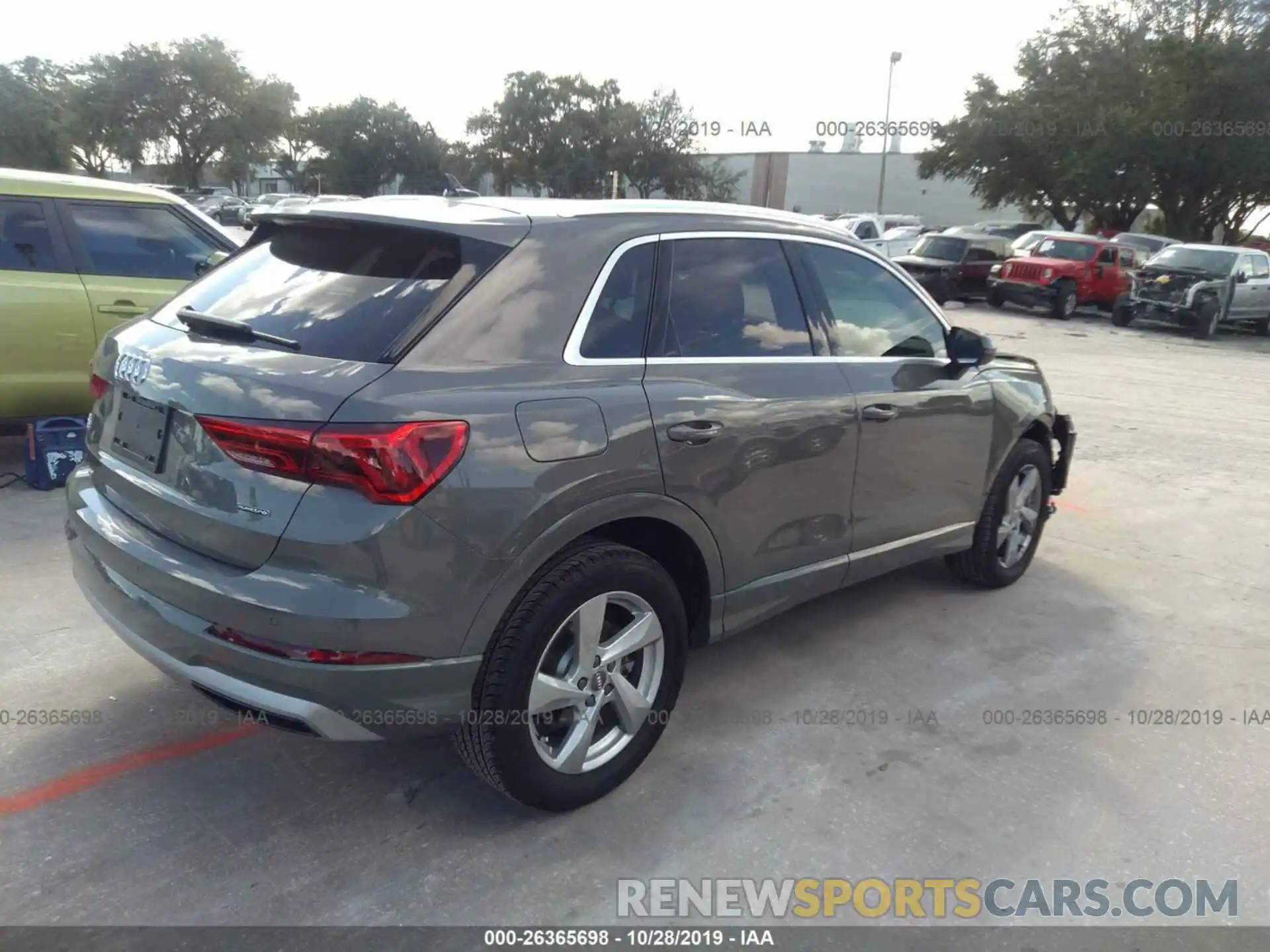 4 Photograph of a damaged car WA1AECF34K1067653 AUDI Q3 2019