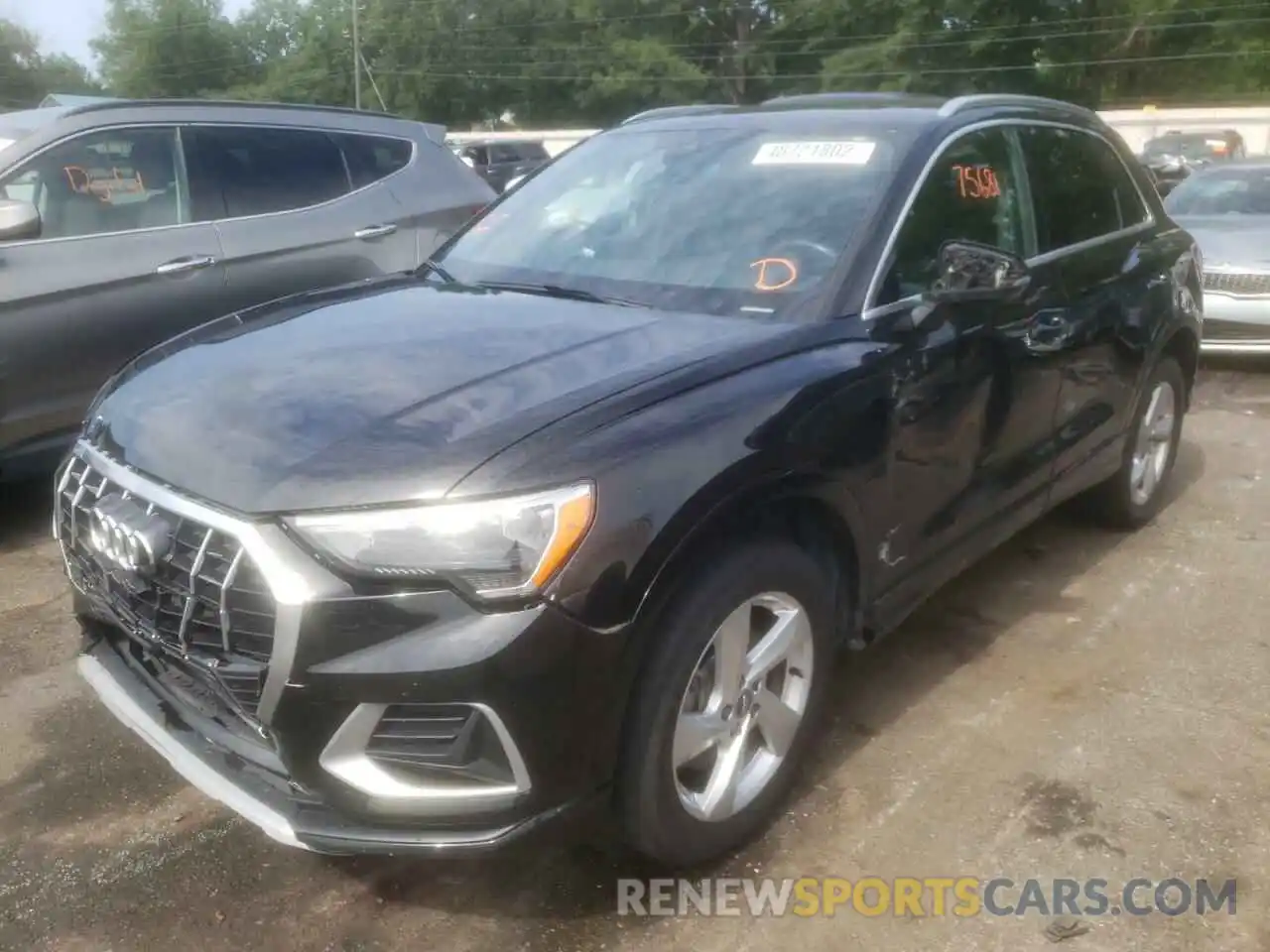 2 Photograph of a damaged car WA1AECF35K1076118 AUDI Q3 2019