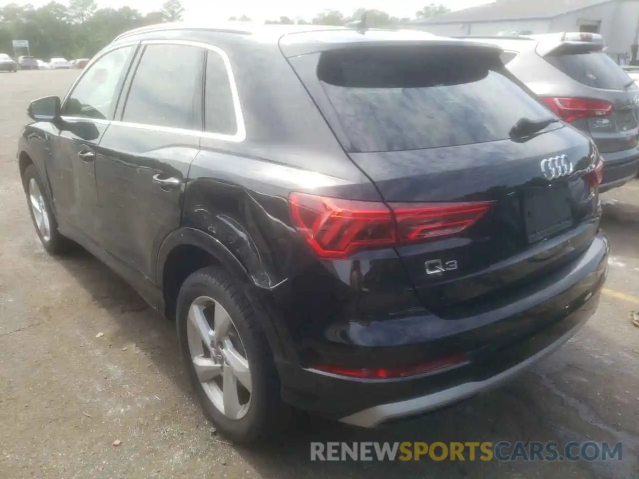 3 Photograph of a damaged car WA1AECF35K1076118 AUDI Q3 2019