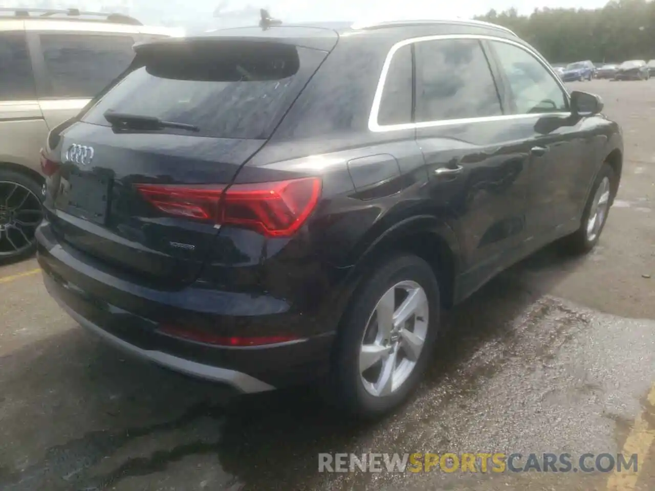 4 Photograph of a damaged car WA1AECF35K1076118 AUDI Q3 2019