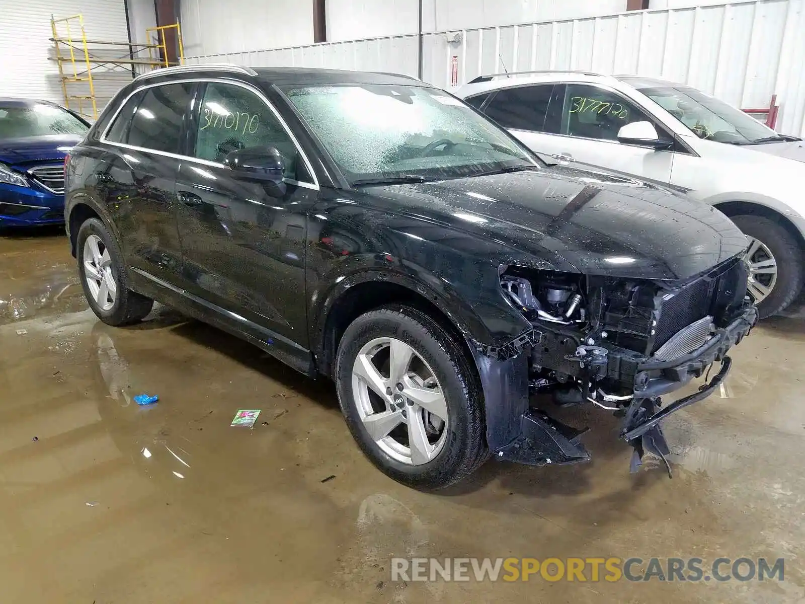 1 Photograph of a damaged car WA1AECF35K1077205 AUDI Q3 2019