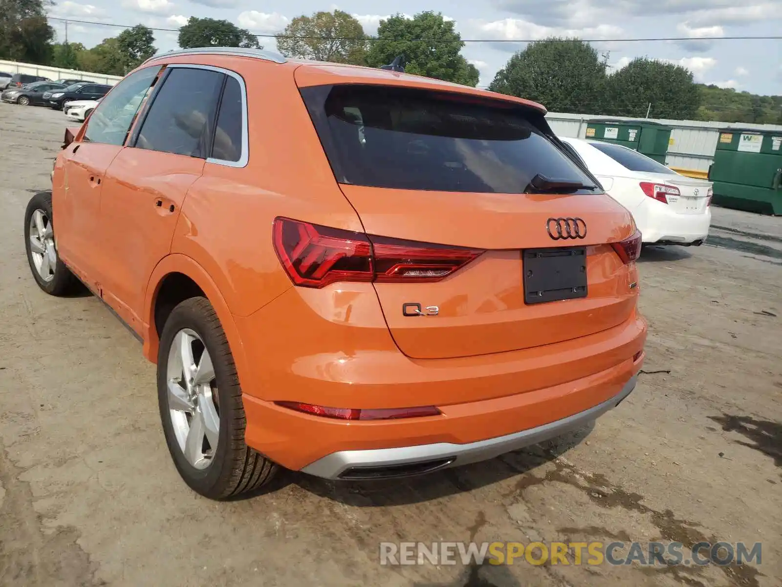 3 Photograph of a damaged car WA1AECF36K1075673 AUDI Q3 2019