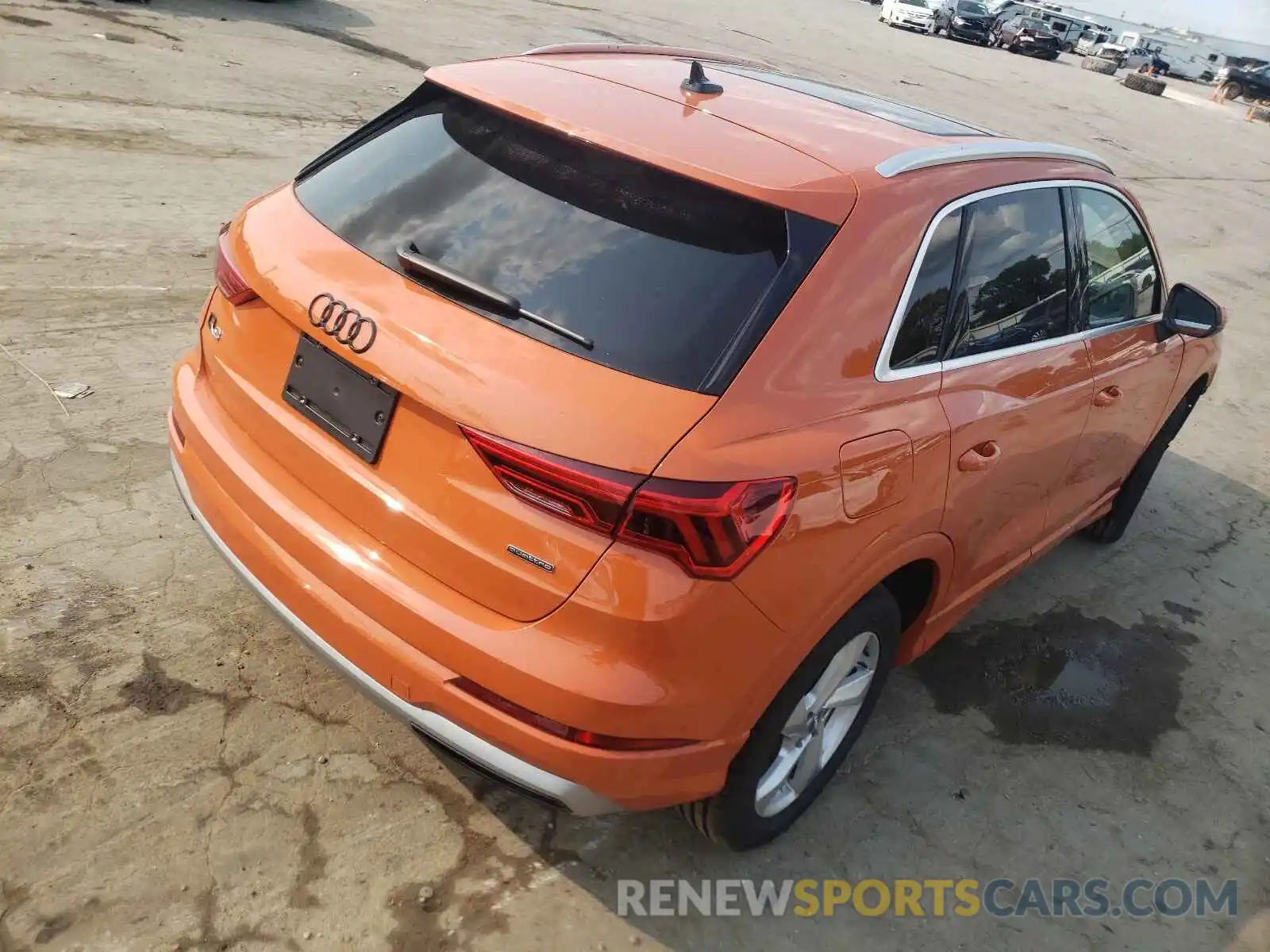 4 Photograph of a damaged car WA1AECF36K1075673 AUDI Q3 2019