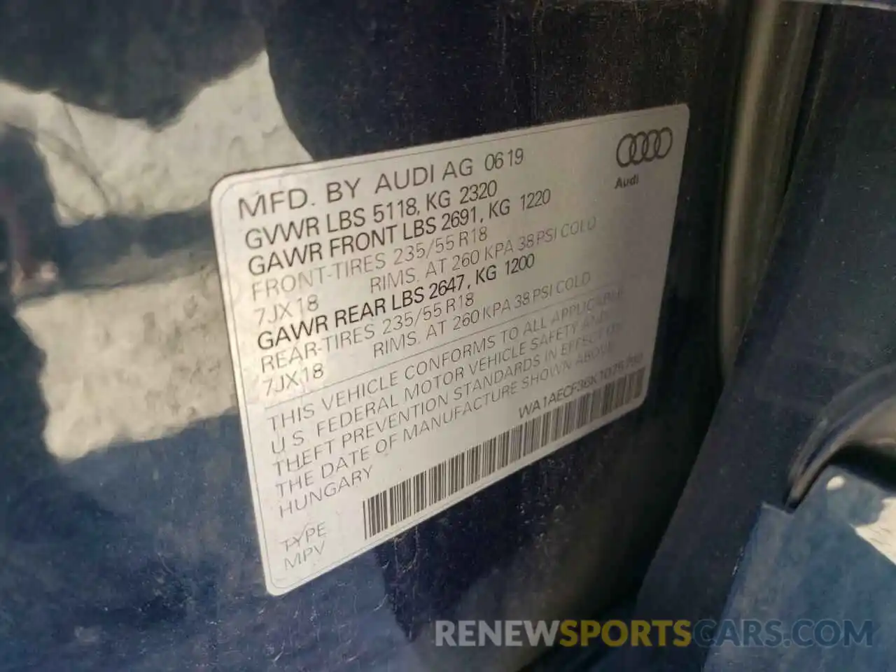 10 Photograph of a damaged car WA1AECF36K1075799 AUDI Q3 2019