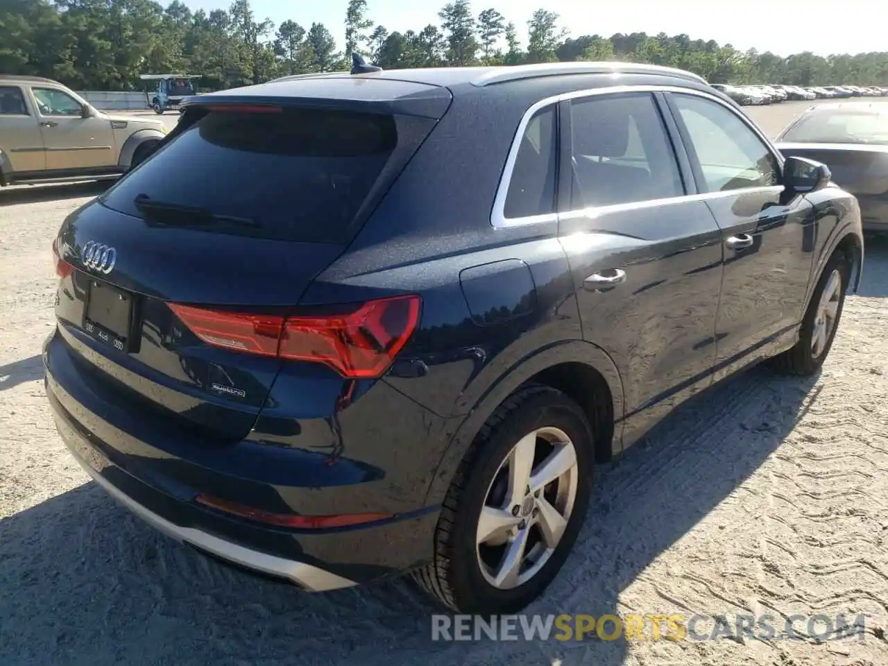 4 Photograph of a damaged car WA1AECF36K1075799 AUDI Q3 2019