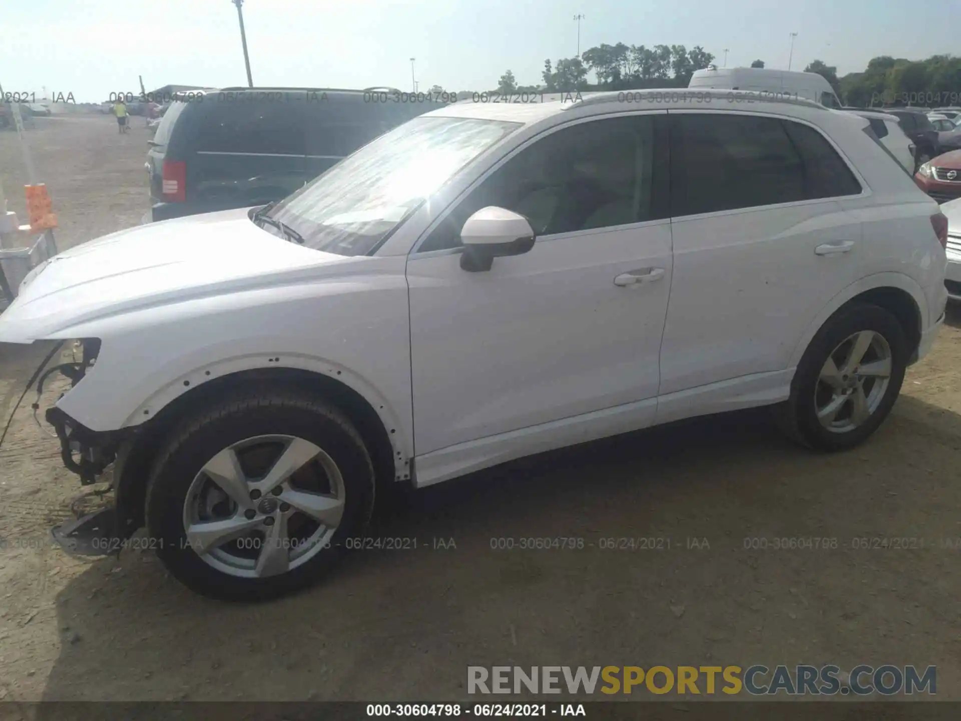 2 Photograph of a damaged car WA1AECF36K1079240 AUDI Q3 2019