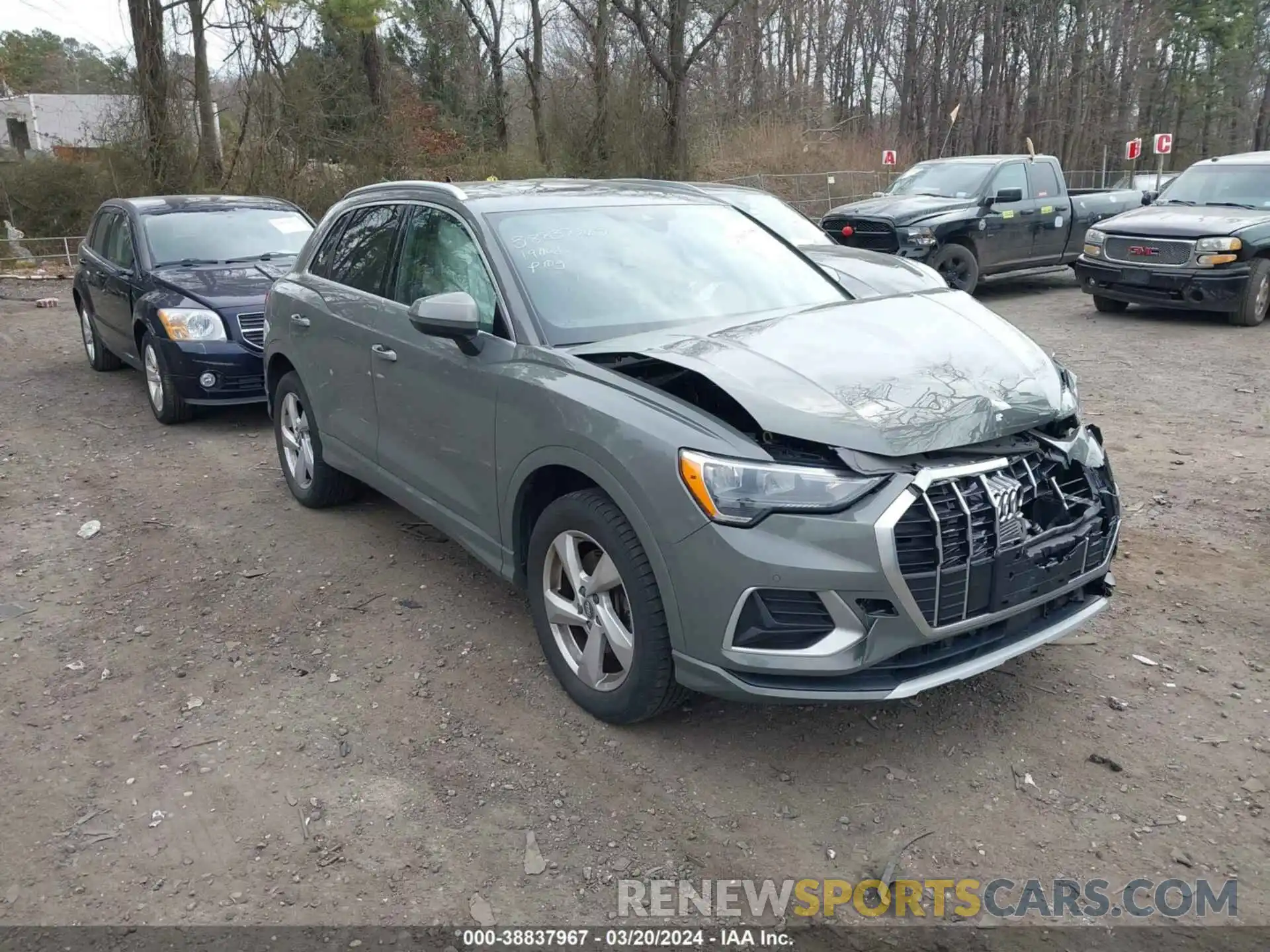 1 Photograph of a damaged car WA1AECF37K1079974 AUDI Q3 2019