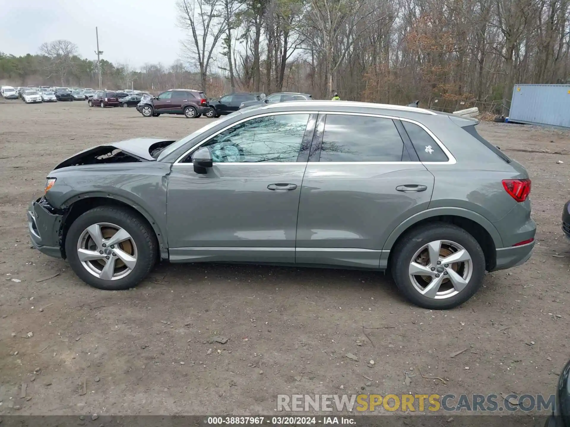 14 Photograph of a damaged car WA1AECF37K1079974 AUDI Q3 2019