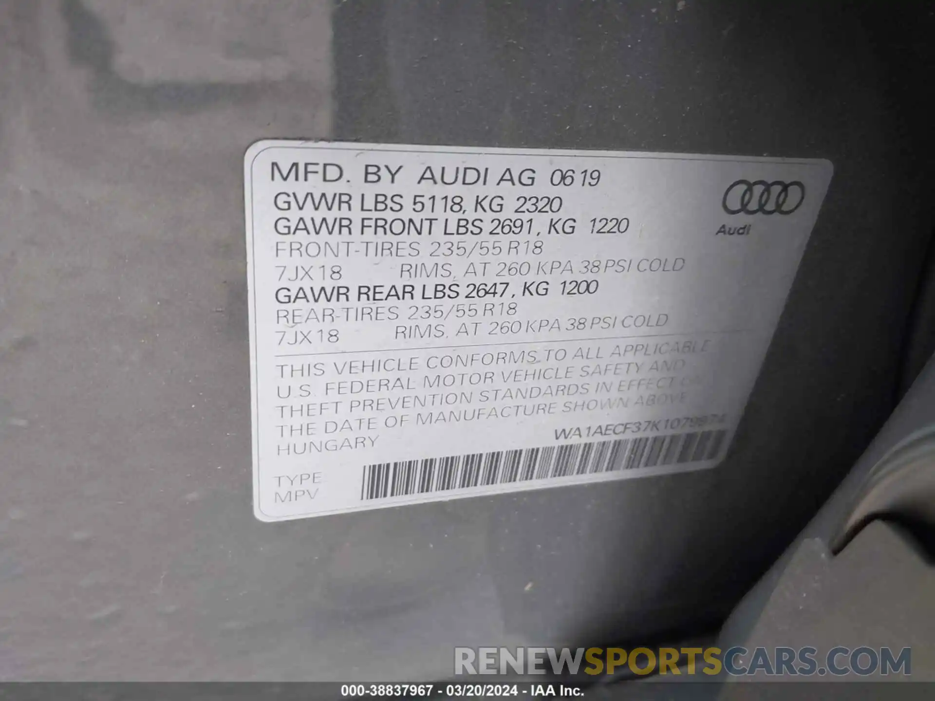 9 Photograph of a damaged car WA1AECF37K1079974 AUDI Q3 2019