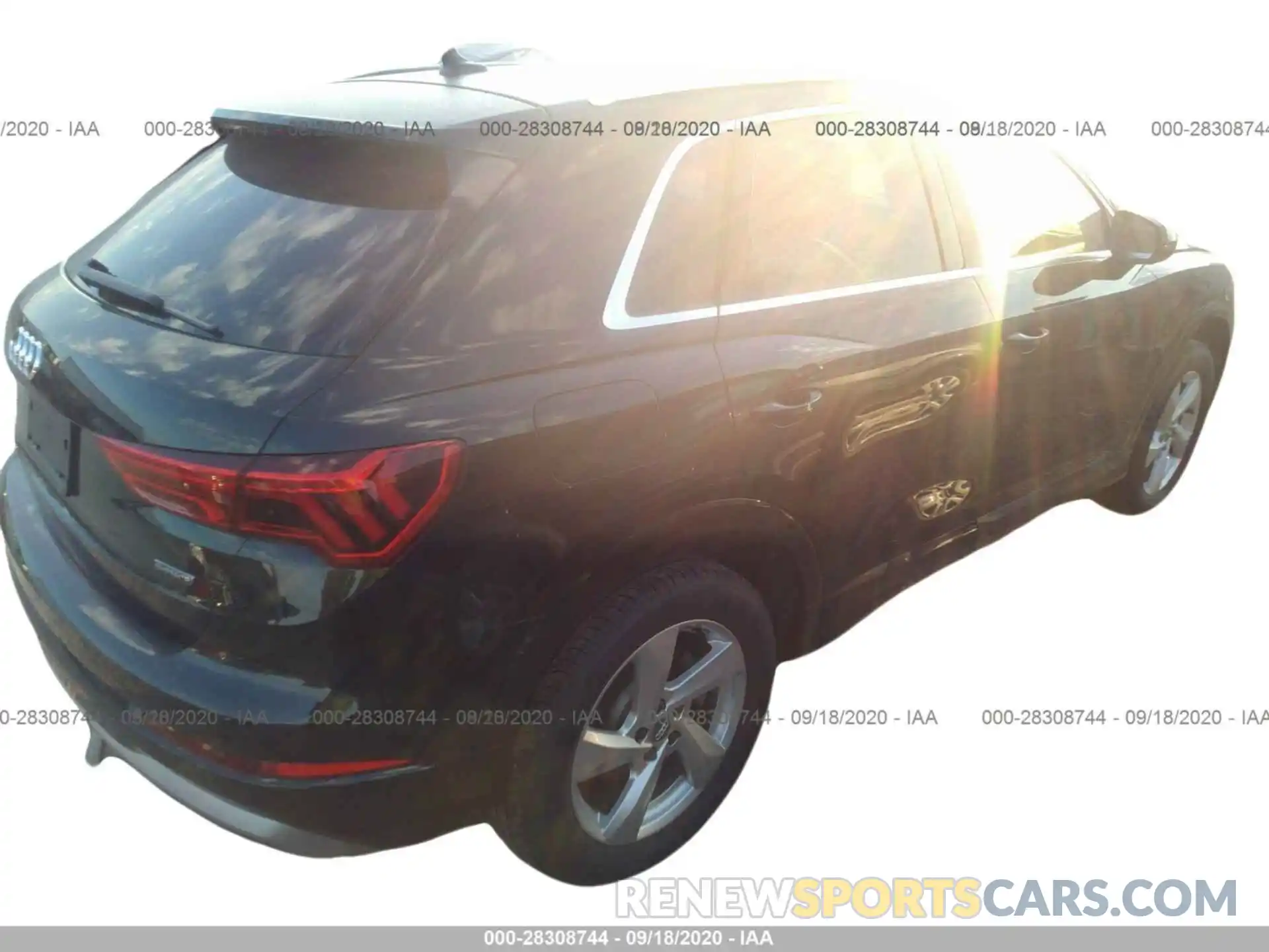 4 Фотография поврежденного автомобиля WA1AECF38K1075397 AUDI Q3 2019