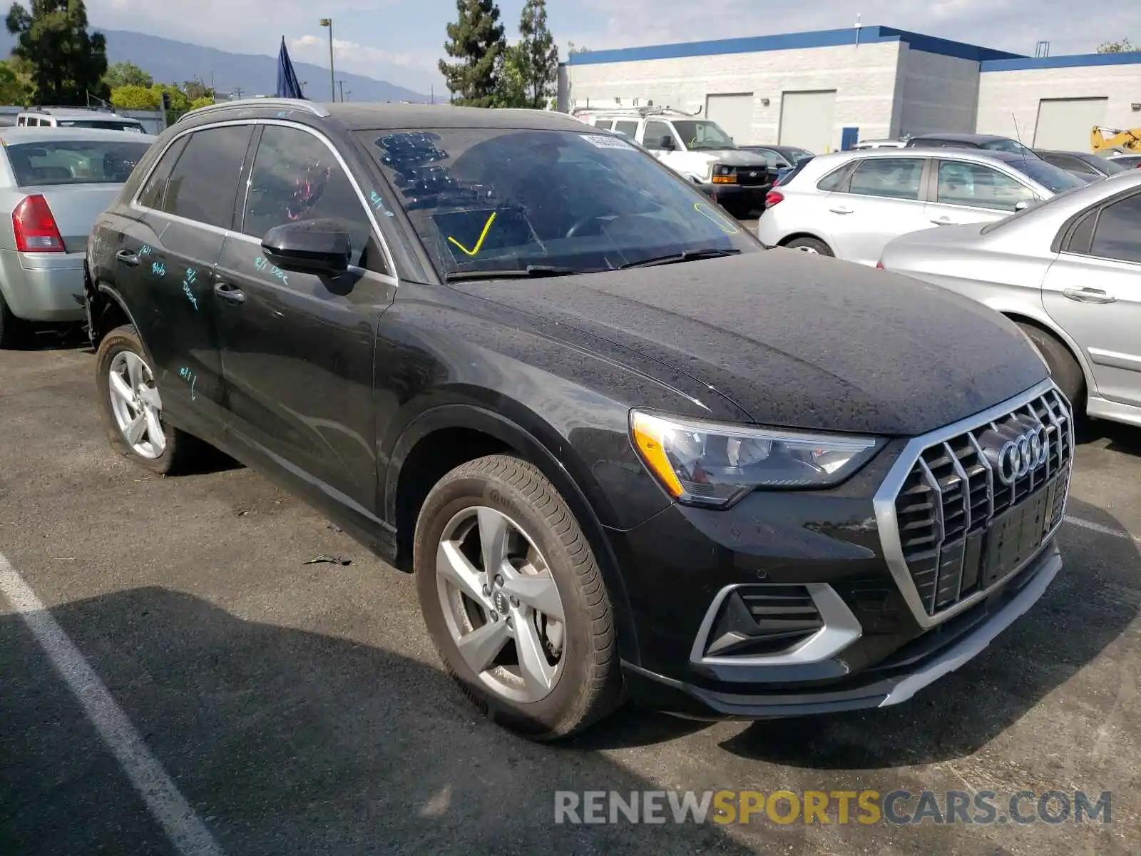 1 Photograph of a damaged car WA1AECF38K1080907 AUDI Q3 2019