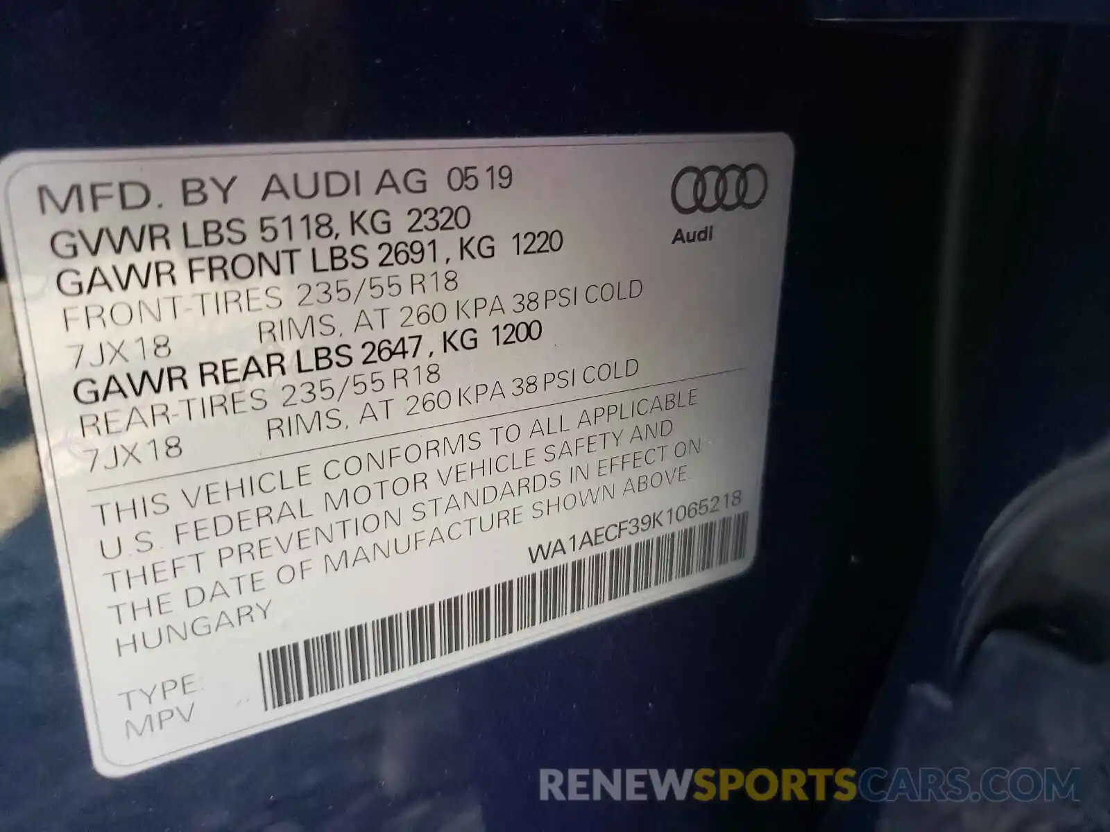 10 Photograph of a damaged car WA1AECF39K1065218 AUDI Q3 2019