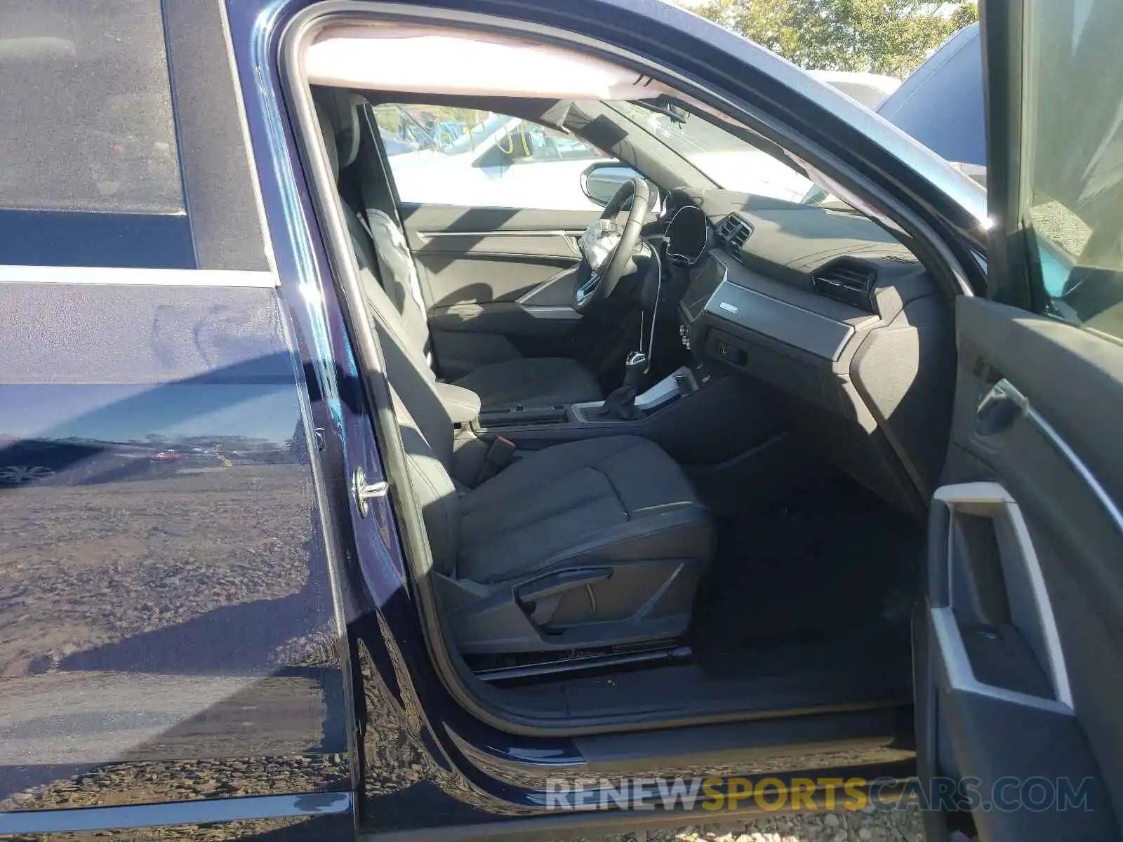 5 Photograph of a damaged car WA1AECF39K1065218 AUDI Q3 2019