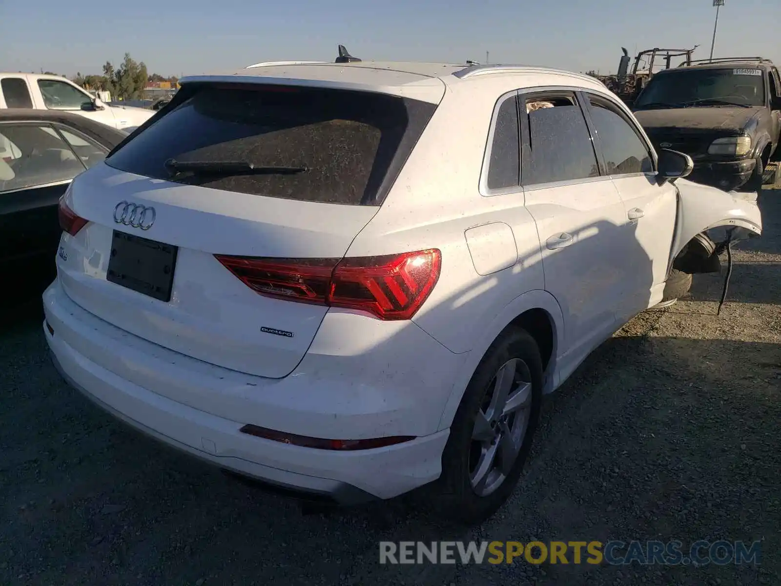 4 Photograph of a damaged car WA1AECF39K1080950 AUDI Q3 2019