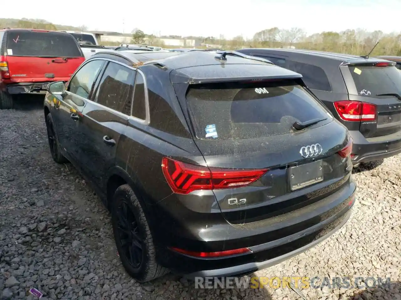 3 Photograph of a damaged car WA1AECF39K1083136 AUDI Q3 2019