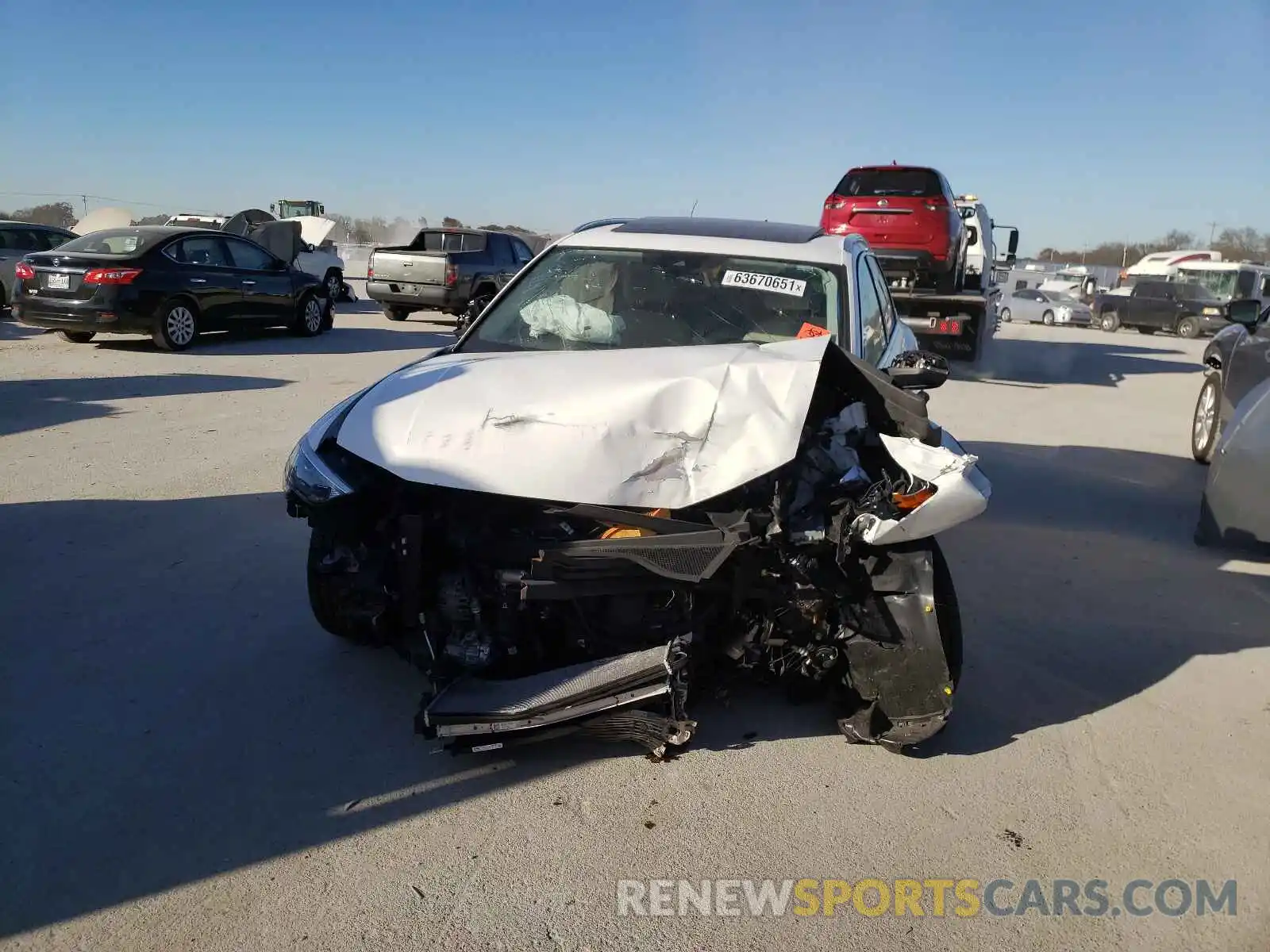 9 Photograph of a damaged car WA1AECF39K1084898 AUDI Q3 2019