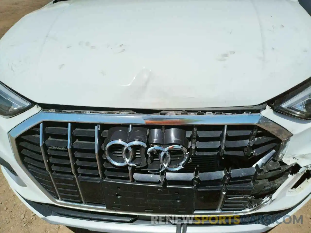 7 Photograph of a damaged car WA1AECF3XK1078334 AUDI Q3 2019