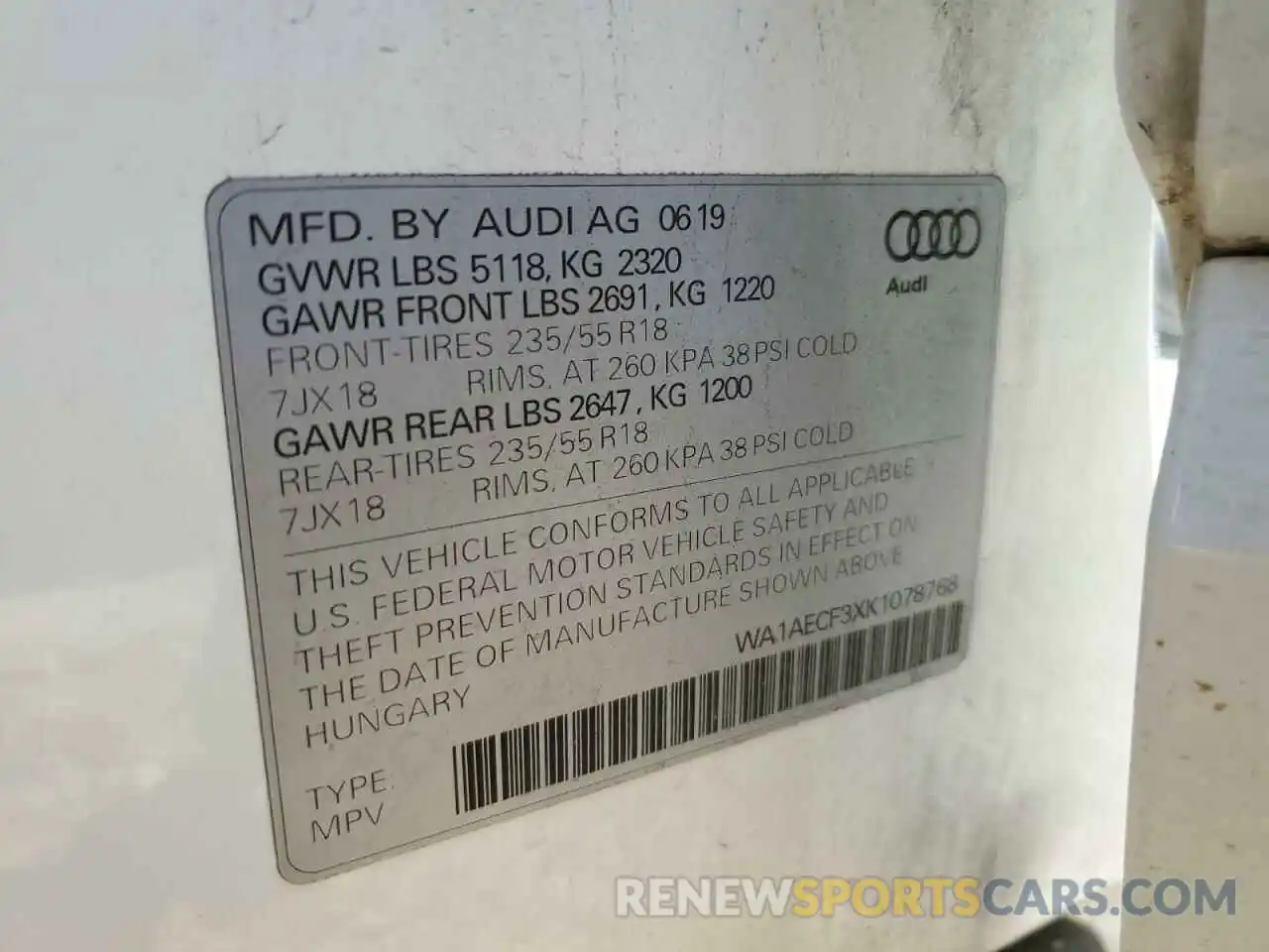 13 Photograph of a damaged car WA1AECF3XK1078768 AUDI Q3 2019